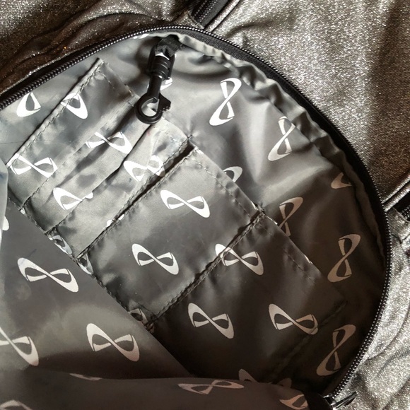 Gilitter infinity bag - Picture 1 of 6